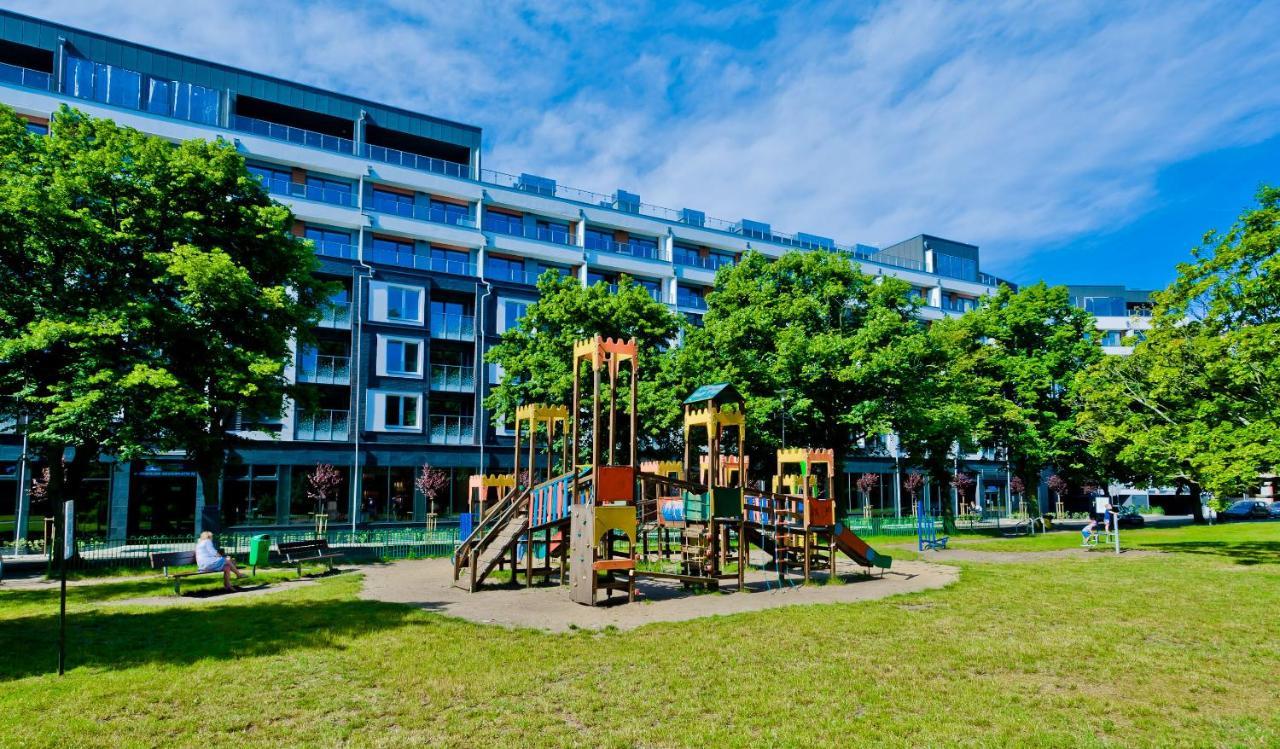 Porty B103 Nadmorskie Tarasy Pool Sauna Parking Kołobrzeg Exterior foto