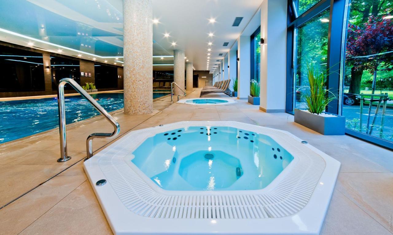 Porty B103 Nadmorskie Tarasy Pool Sauna Parking Kołobrzeg Exterior foto